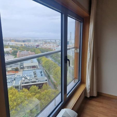 Amazing Apartment In Lissabon Exterior foto